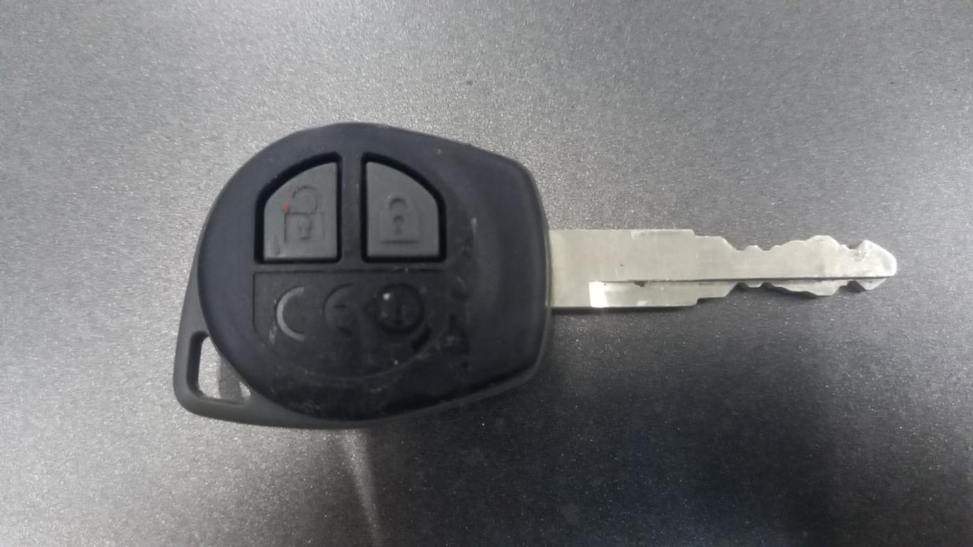 2022 Maruti Dzire VXI AMT, Petrol, Automatic, 1,038 km, Key Close Up