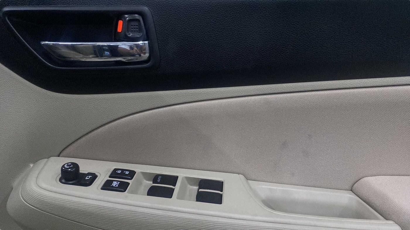 2022 Maruti Dzire VXI AMT, Petrol, Automatic, 1,038 km, Driver Side Door Panels Control