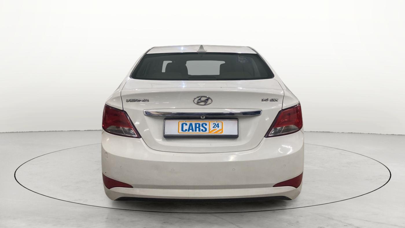 2016 Hyundai Verna 1.6 CRDI SX (O), Diesel, Manual, 80,001 km, Back/Rear