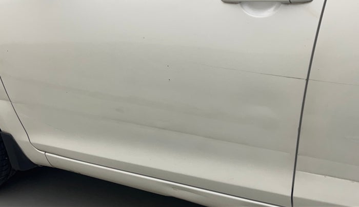 2016 Maruti Swift ZXI, Petrol, Manual, 3,333 km, Front passenger door - Slightly dented