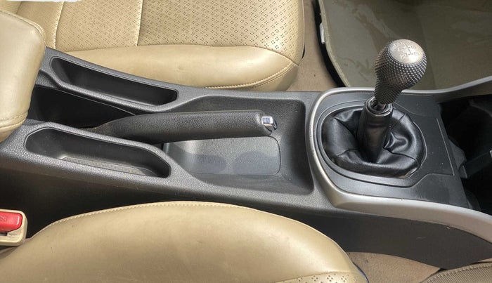 2016 Honda City 1.5L I-VTEC V MT, Petrol, Manual, 69,236 km, Gear Lever