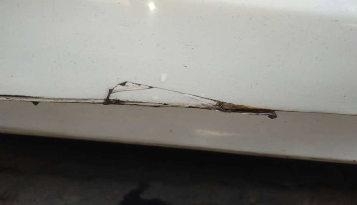 2014 Honda City 1.5L I-VTEC V MT, Petrol, Manual, 64,917 km, Driver-side door - Slightly rusted