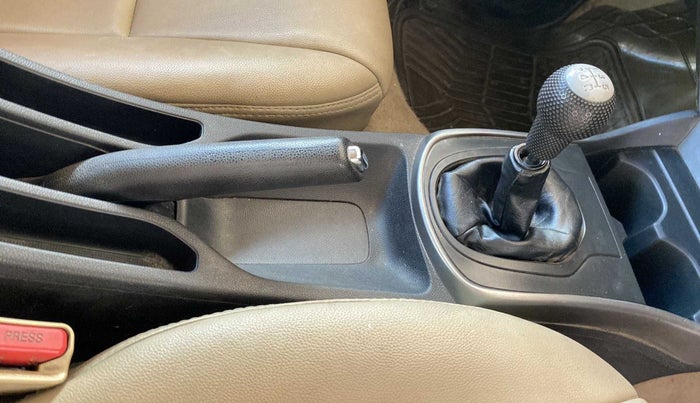 2014 Honda City 1.5L I-VTEC V MT, Petrol, Manual, 64,917 km, Gear Lever