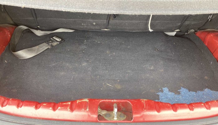 2014 Hyundai Eon MAGNA +, Petrol, Manual, 74,729 km, Boot Inside