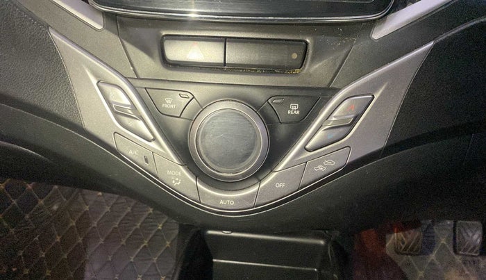 2019 Maruti Baleno ZETA PETROL 1.2, Petrol, Manual, 37,849 km, AC Unit - Front vent has minor damage