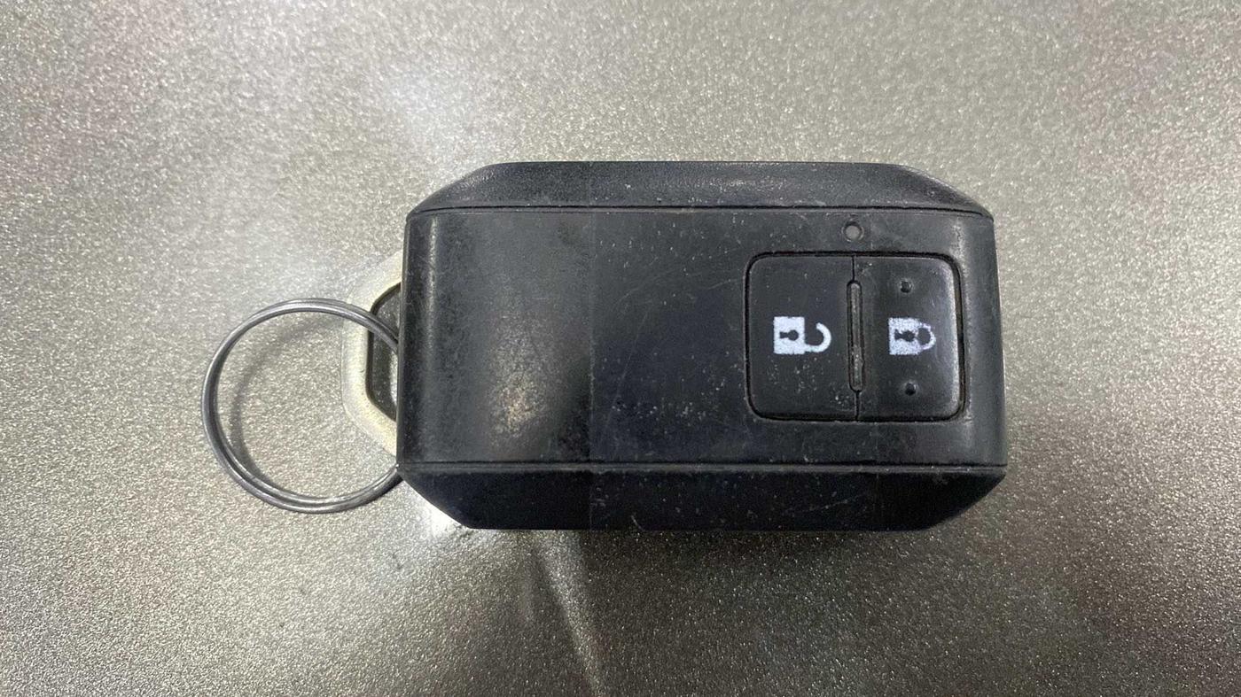 2019 Maruti Baleno ZETA PETROL 1.2, Petrol, Manual, 37,849 km, Key Close Up