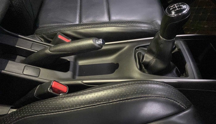 2019 Maruti Baleno ZETA PETROL 1.2, Petrol, Manual, 37,849 km, Gear Lever