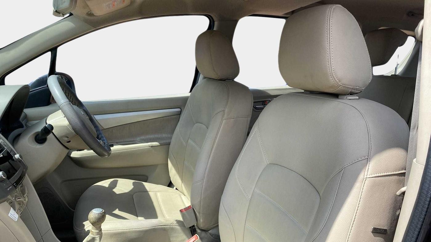 2014 Maruti Ertiga ZXI, Petrol, Manual, 43,125 km, Right Side Front Door Cabin