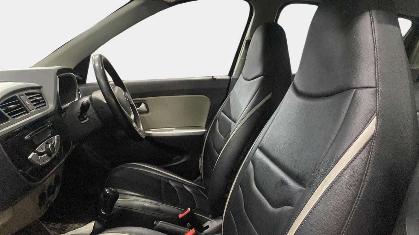 2019 Maruti Alto K10 VXI, Petrol, Manual, 39,749 km, Right Side Front Door Cabin