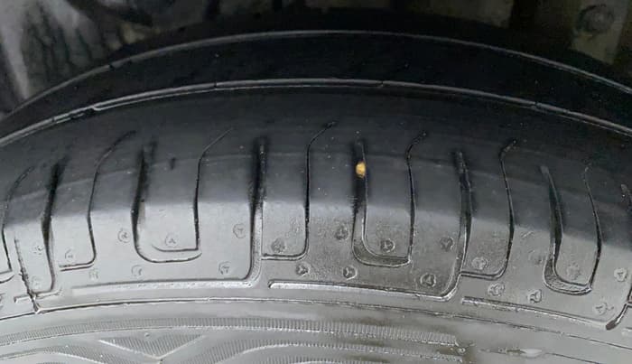 2017 Maruti Swift Dzire VXI, Petrol, Manual, 1,19,975 km, Left Rear Tyre Tread