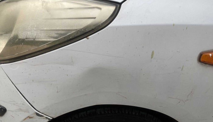 2010 Hyundai i10 MAGNA 1.2, Petrol, Manual, 1,21,896 km, Left fender - Minor scratches