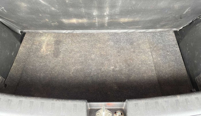 2013 Maruti Swift VDI, Diesel, Manual, 1,14,803 km, Boot Inside