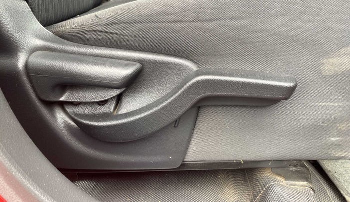 2017 Honda Brio VX AT, Petrol, Automatic, Driver Side Adjustment Panel