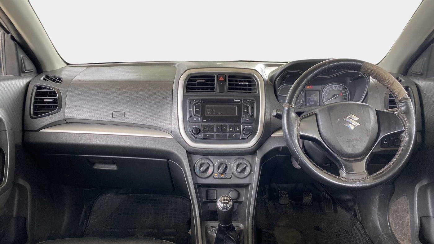 2016 Maruti Vitara Brezza VDI (O), Diesel, Manual, 1,06,791 km, Dashboard