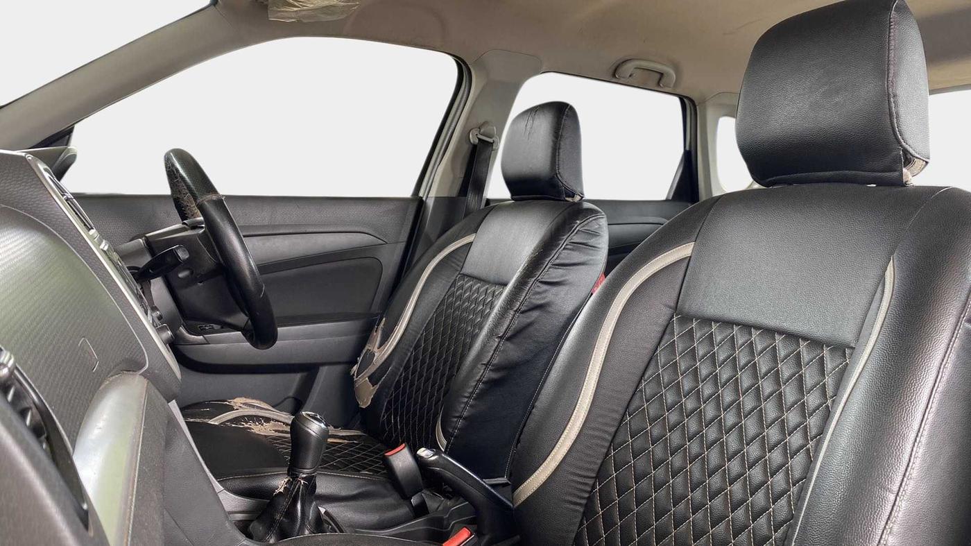 2016 Maruti Vitara Brezza VDI (O), Diesel, Manual, 1,06,791 km, Right Side Front Door Cabin
