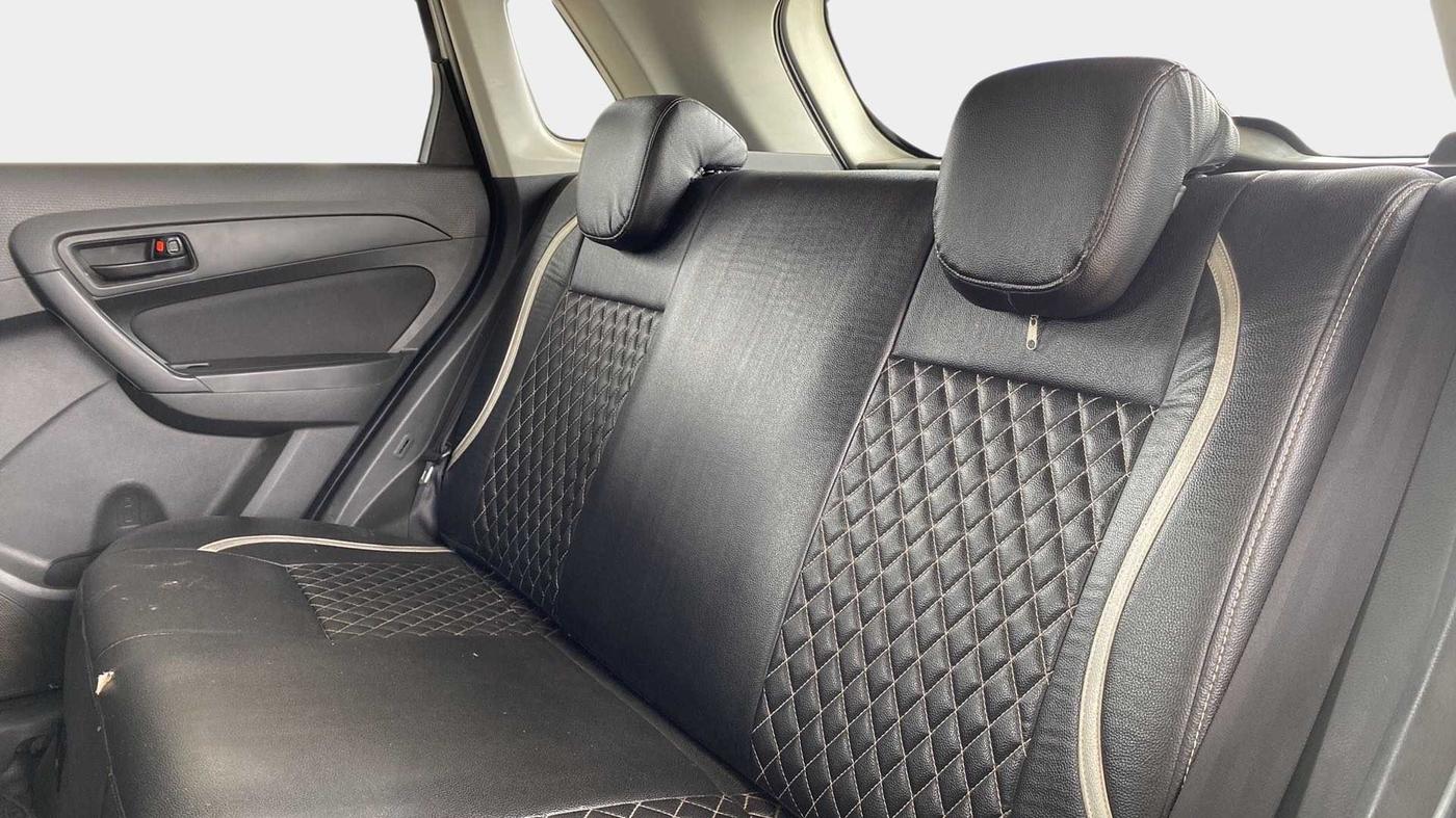 2016 Maruti Vitara Brezza VDI (O), Diesel, Manual, 1,06,791 km, Right Side Rear Door Cabin