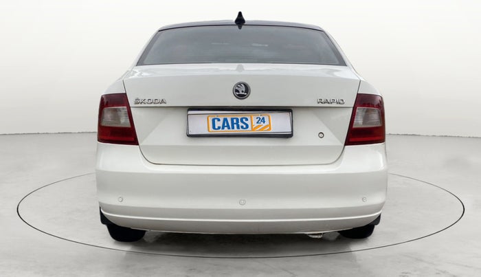 2015 Skoda Rapid 1.5 TDI CR ELEGANCE PLUS AT, Diesel, Automatic, 80,848 km, Back/Rear