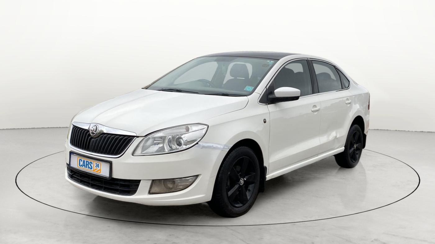 2015 Skoda Rapid 1.5 TDI CR ELEGANCE PLUS AT, Diesel, Automatic, 80,848 km, Left Front Diagonal