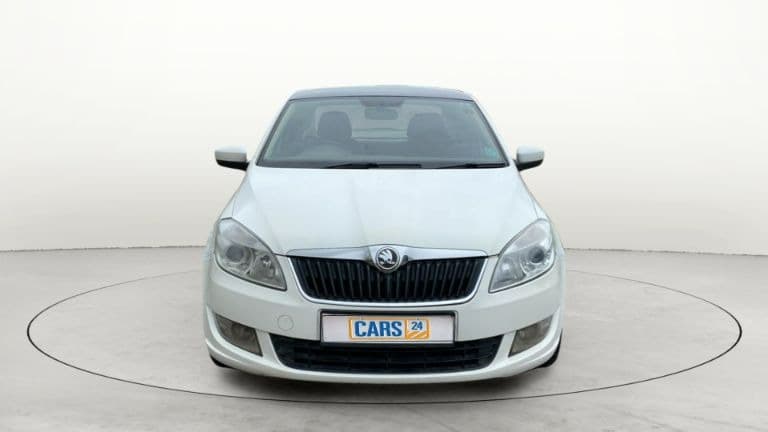 2015 Skoda Rapid 1.5 TDI CR ELEGANCE PLUS AT, Diesel, Automatic, 80,848 km, Front
