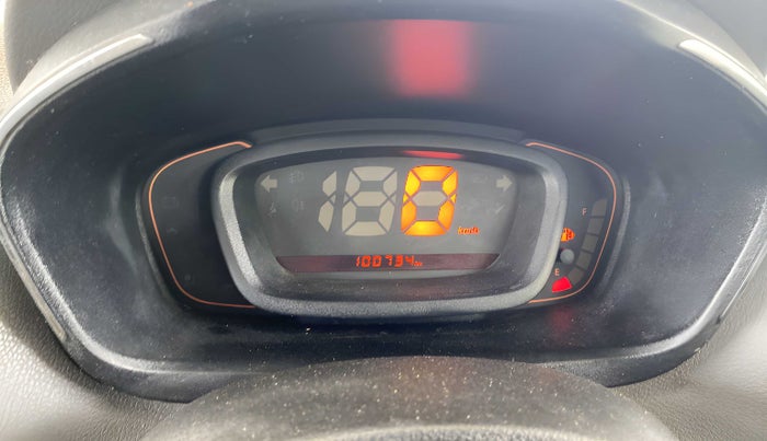 2017 Renault Kwid RXT 0.8, Petrol, Manual, 1,00,703 km, Odometer Image