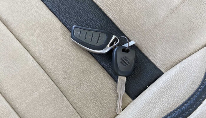 2015 Maruti Celerio VXI AMT, Petrol, Automatic, 24,371 km, Key Close Up