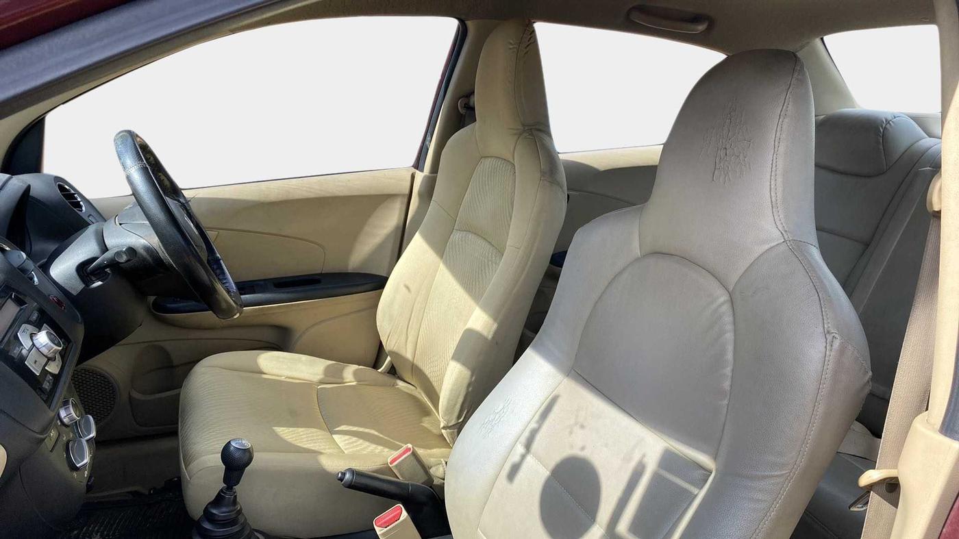 2014 Honda Amaze 1.2L I-VTEC SX, Petrol, Manual, 94,042 km, Right Side Front Door Cabin