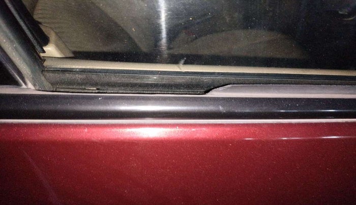 2014 Honda Amaze 1.2L I-VTEC SX, Petrol, Manual, 94,042 km, Driver-side door - Weather strip has minor damage