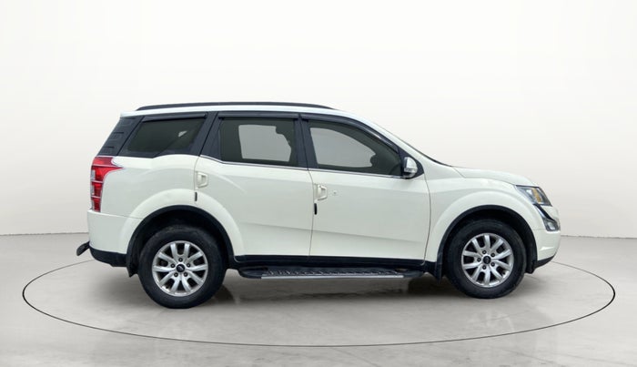 2017 Mahindra XUV500 W10, Diesel, Manual, 51,853 km, Right Side View