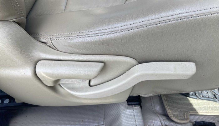 2018 Honda Amaze 1.2L I-VTEC S, Petrol, Manual, 51,252 km, Driver Side Adjustment Panel