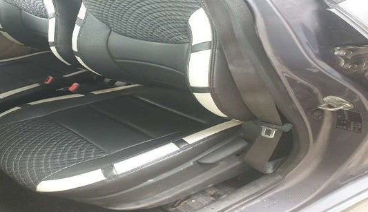 2015 Hyundai Eon D-LITE+, Petrol, Manual, 64,996 km, Front left seat (passenger seat) - Retractor not working