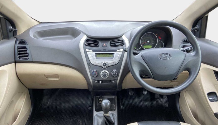 2017 Hyundai Eon MAGNA +, Petrol, Manual, 27,608 km, Dashboard