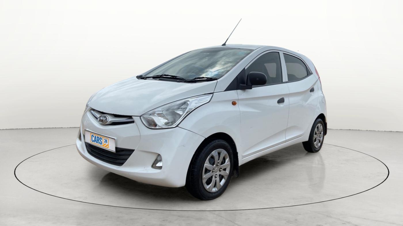2017 Hyundai Eon MAGNA +, Petrol, Manual, 27,608 km, Left Front Diagonal