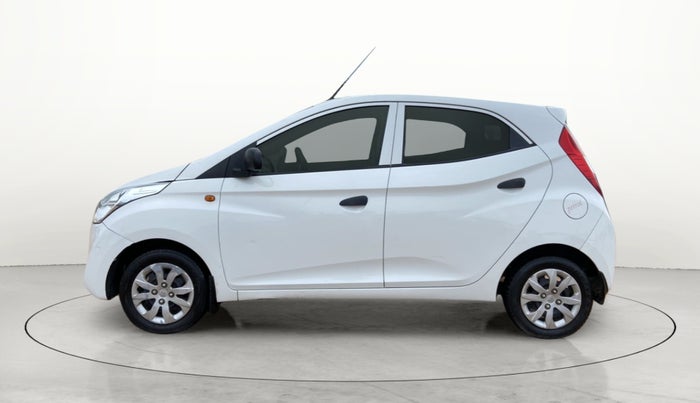 2017 Hyundai Eon MAGNA +, Petrol, Manual, 27,608 km, Left Side