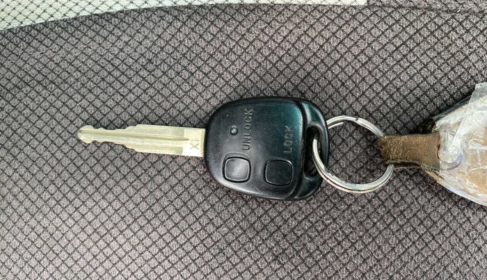 2013 Hyundai Santro Xing GL PLUS, Petrol, Manual, 59,138 km, Key Close Up