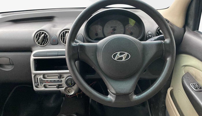 2013 Hyundai Santro Xing GL PLUS, Petrol, Manual, 59,138 km, Steering Wheel Close Up