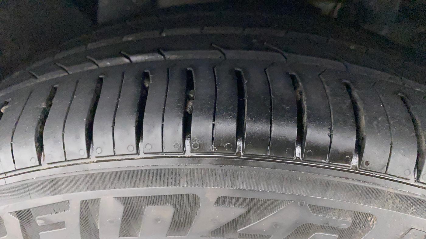 2018 Ford Ecosport TITANIUM 1.0L ECOBOOST SPORTS(SUNROOF), Petrol, Manual, 64,792 km, Left Front Tyre Tread