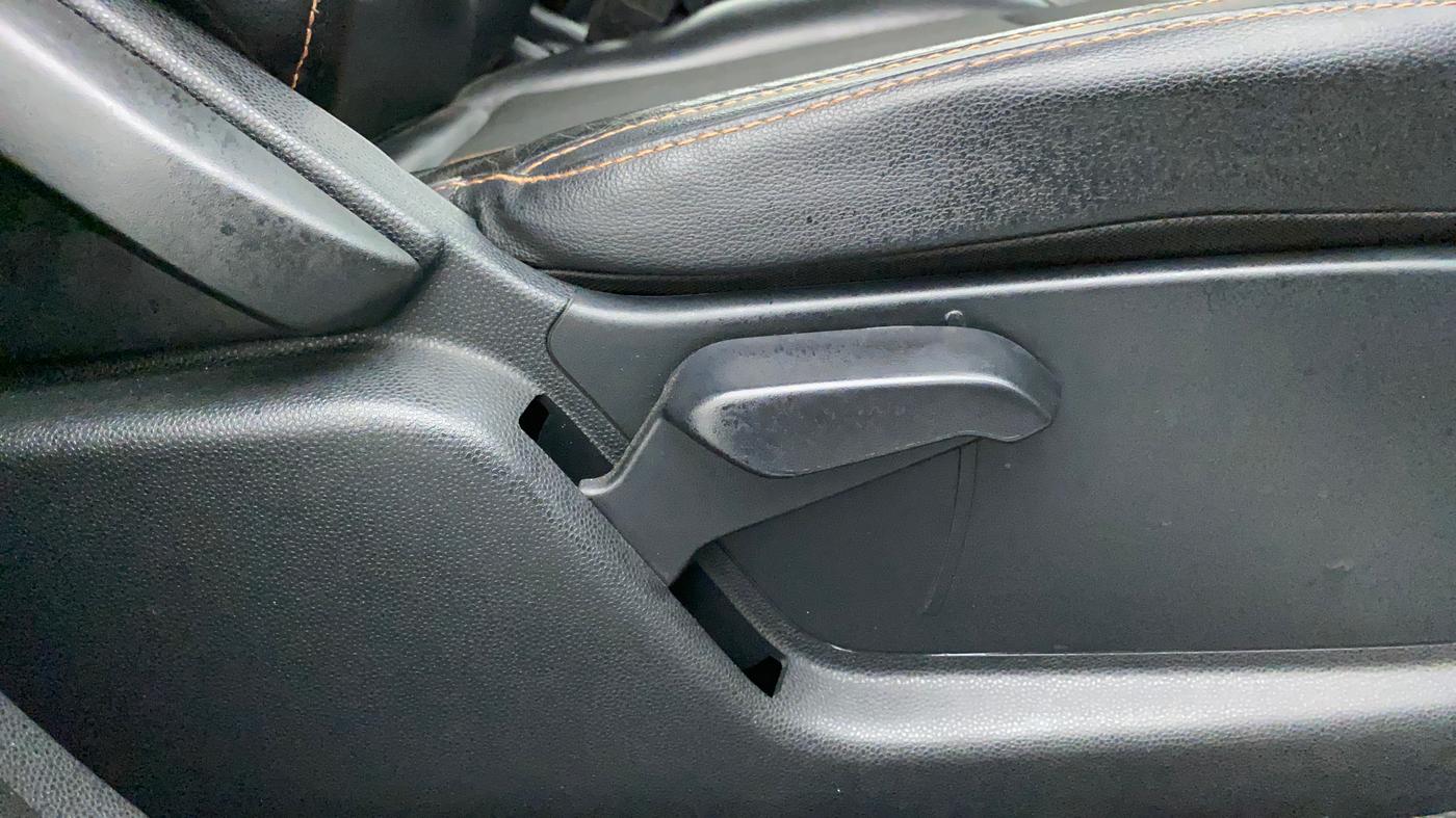 2018 Ford Ecosport TITANIUM 1.0L ECOBOOST SPORTS(SUNROOF), Petrol, Manual, 64,792 km, Driver Side Adjustment Panel