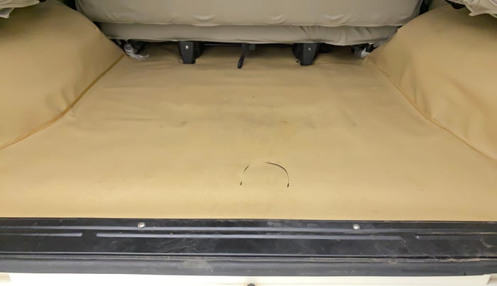 2022 Mahindra SCORPIO CLASSIC S11 7STR, Diesel, Manual, 15,818 km, Boot Inside