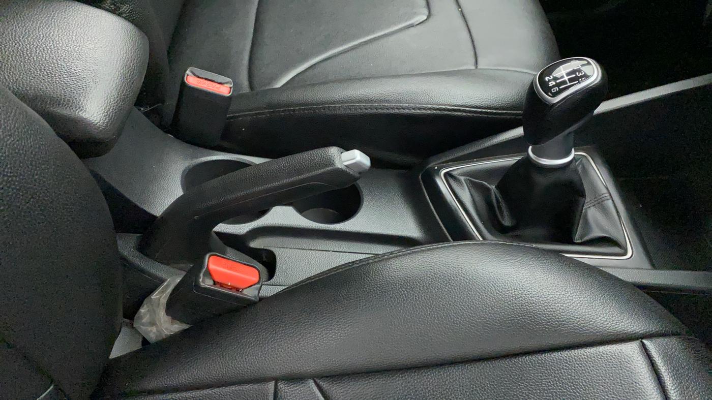 2019 Hyundai Elite i20 MAGNA PLUS 1.4 CRDI, Diesel, Manual, 58,525 km, Gear Lever