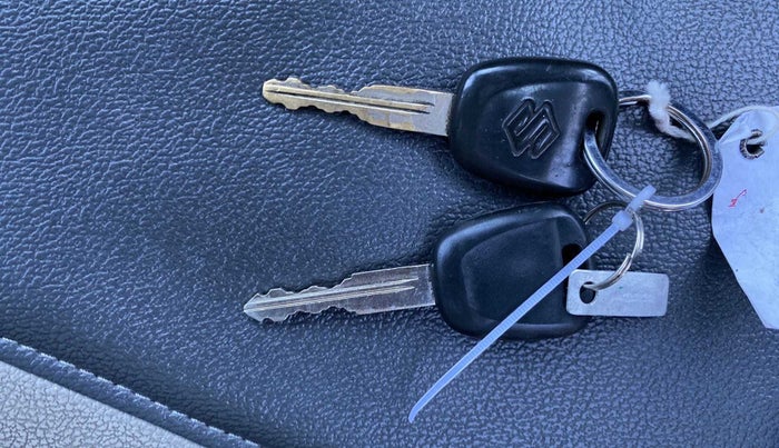 2014 Maruti Ritz VXI, Petrol, Manual, 52,399 km, Key Close Up