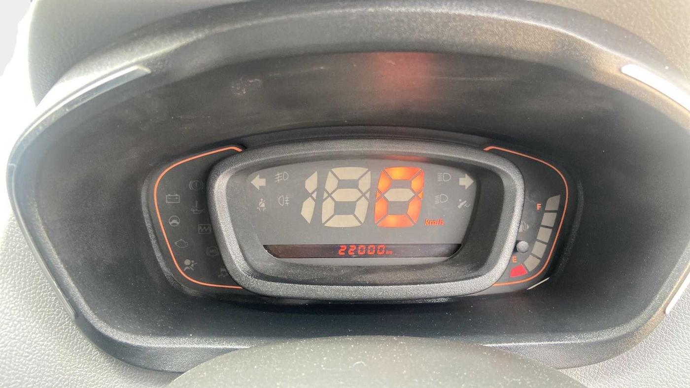 2019 Renault Kwid RXT 1.0 (O), Petrol, Manual, 21,997 km, Odometer Image