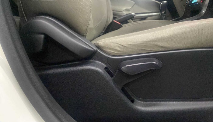 2019 Ford Ecosport TITANIUM 1.5L DIESEL, Diesel, Manual, 88,836 km, Driver Side Adjustment Panel