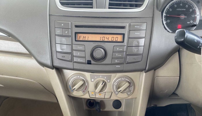 2014 Maruti Ertiga VXI, Petrol, Manual, 1,17,166 km, Infotainment system - AM/FM Radio - Not Working