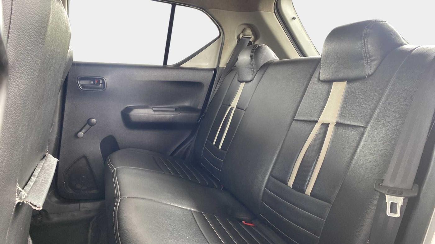 2018 Maruti IGNIS SIGMA 1.2, Petrol, Manual, 96,324 km, Right Side Rear Door Cabin