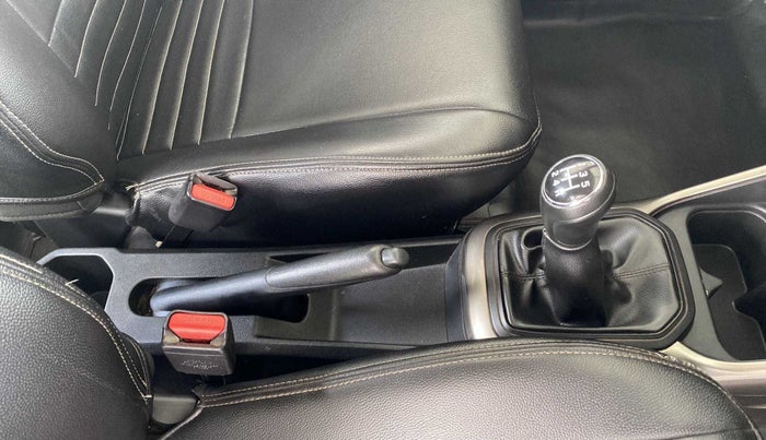 2018 Maruti IGNIS SIGMA 1.2, Petrol, Manual, 96,324 km, Gear Lever