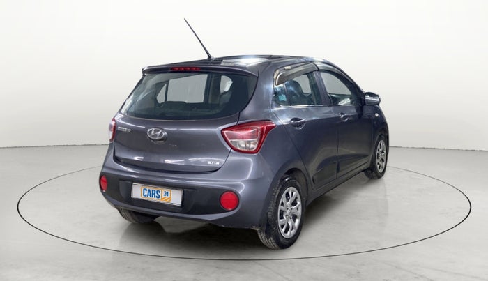 2017 Hyundai Grand i10 MAGNA 1.2 KAPPA VTVT, Petrol, Manual, 32,722 km, Right Back Diagonal