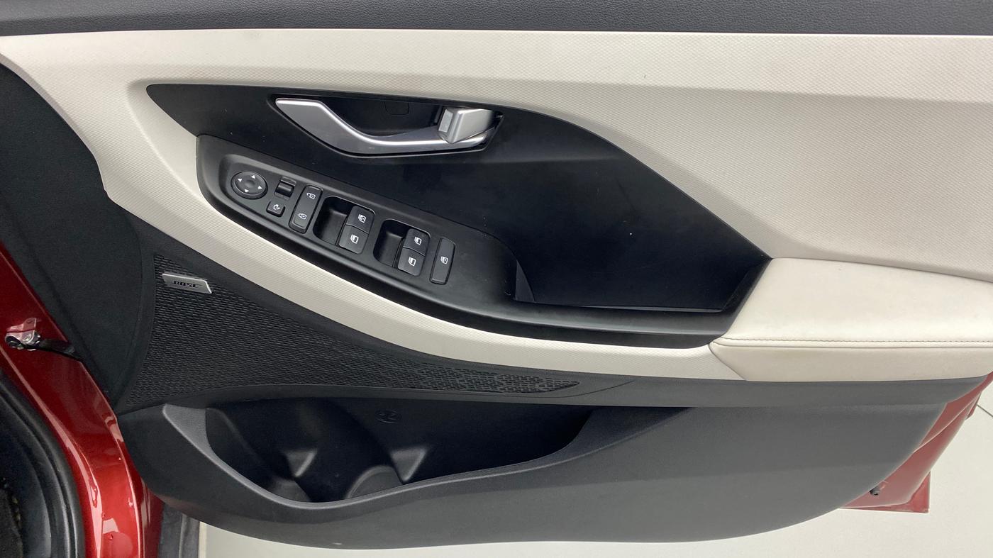 2022 Hyundai Creta 1.5 SX (O), Diesel, Manual, 9,585 km, Driver Side Door Panels Control
