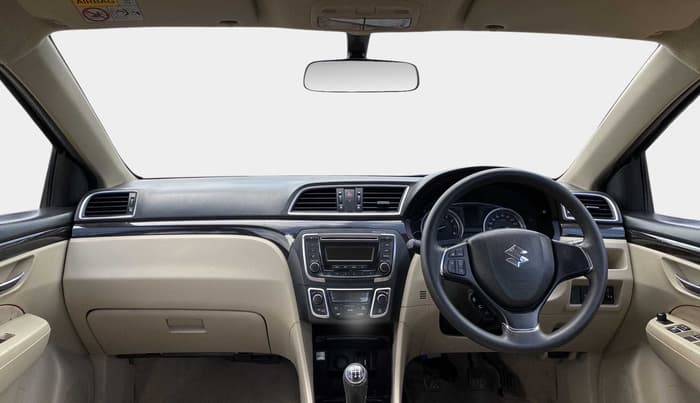 2017 Maruti Ciaz DELTA 1.4 MT PETROL, Petrol, Manual, 32,027 km, Dashboard