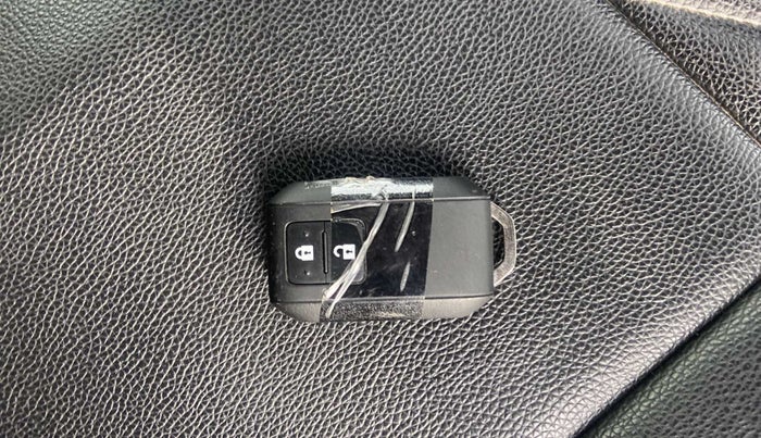 2021 Maruti Baleno ALPHA CVT PETROL 1.2, Petrol, Automatic, 8,548 km, Key Close Up