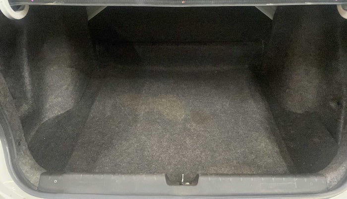 2016 Honda City 1.5L I-VTEC V MT, Petrol, Manual, 50,305 km, Boot Inside